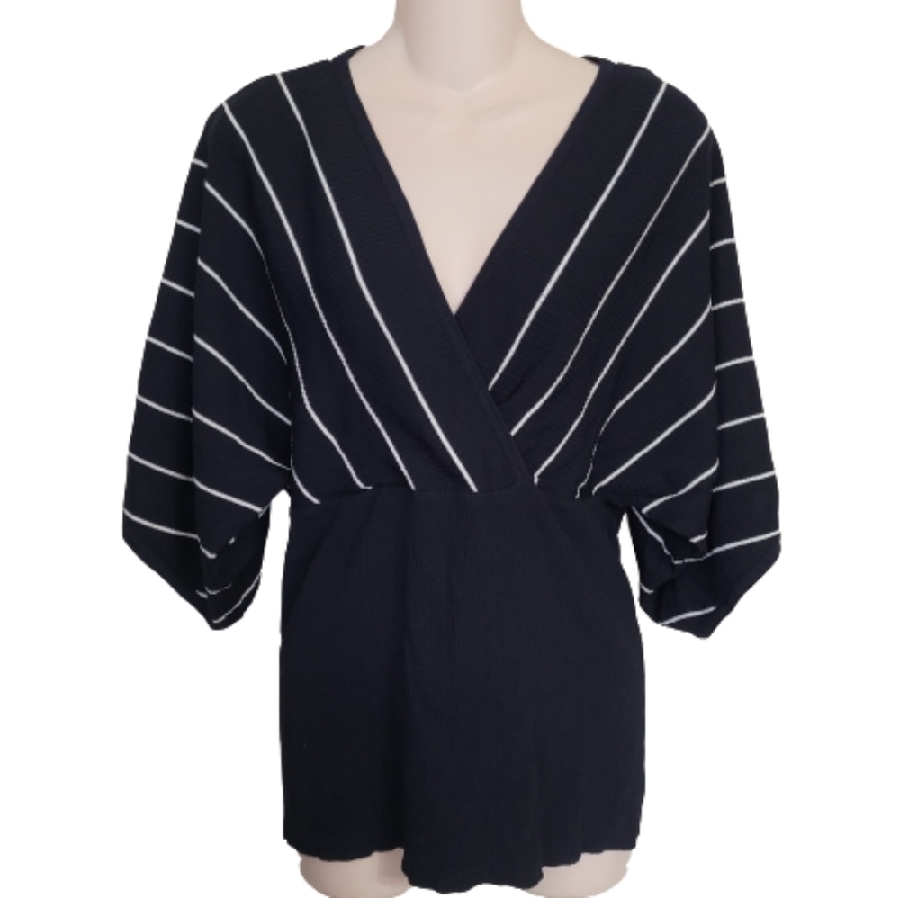 Linda Matthews Black and White Stripe Deep V-Neck Blouse Top Size Women's XL